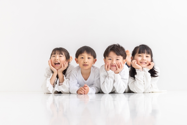 赤ちゃんが生まれてからの兄弟の接し方